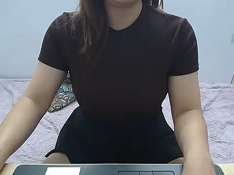 Amiee Showhottie online show from September 26, 2025, 1:09 am