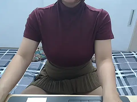 Amiee Showhottie online show from October 27, 2025, 1:31 am