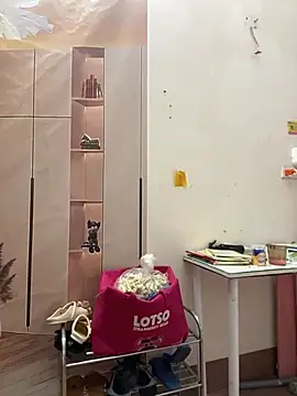 Bollozzy 89 online show from September 15, 2025, 4:34 am