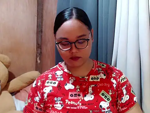  Lylia online show from December 20, 2025, 6:20 am