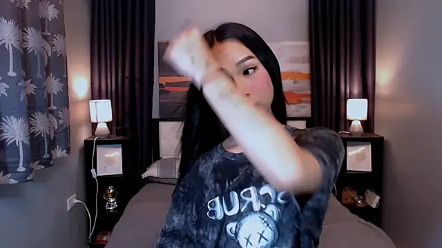 Goddess Isabel online show from December 18, 2025, 11:05 am