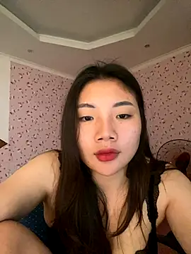 D2sweet online show from October 6, 2025, 5:38 am