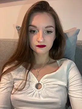 AdelinaEmber online show from September 25, 2025, 8:51 am