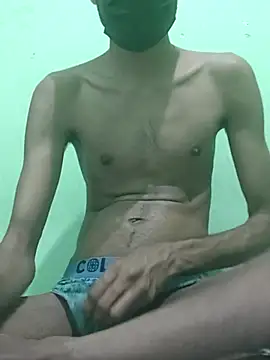 rockyy23boy online show from September 30, 2025, 4:56 pm