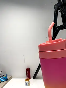 megan bigboobs  online show from September 17, 2025, 11:12 am