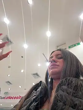 Isabella21  online show from October 7, 2025, 10:51 pm