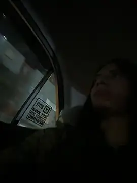 Isabella21  online show from February 5, 2026, 11:53 pm