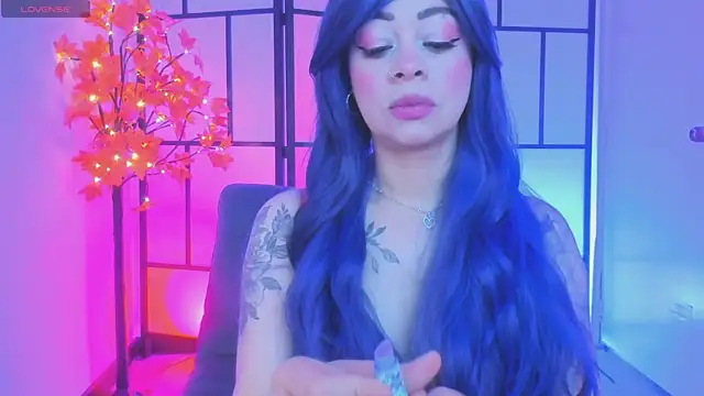 juanita-69 online show from September 17, 2025, 4:14 am