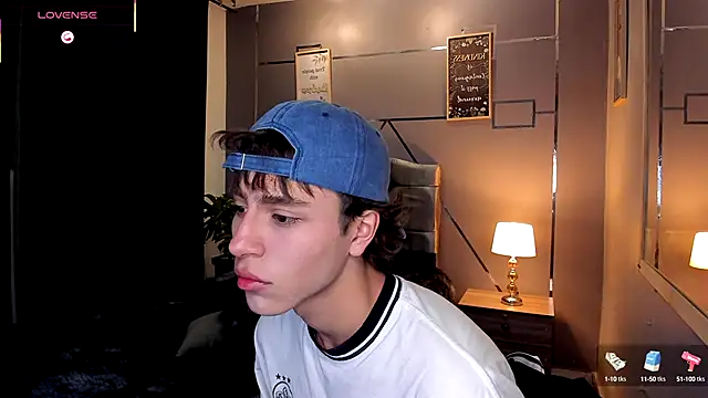 Christopher 77 online show from October 8, 2025, 12:36 pm