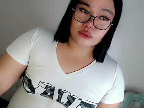 itsmeyourgirlfucker online show from December 14, 2025, 11:20 pm