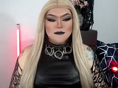 Snapshot of michellevixen922 chatting on November 6, 2025, 6:03 am michellevixen922 online show from November 6, 2025, 6:03 am