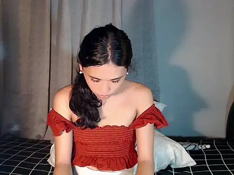 urcurlydiva online show from January 7, 2026, 5:21 am