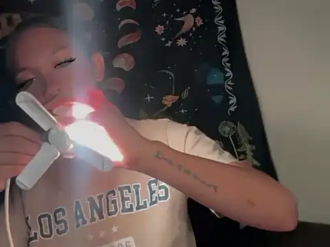 Simi Ipit online show from February 27, 2026, 1:16 am