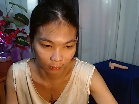 laura leeforever online show from June 29, 2026, 1:12 am