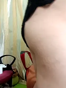 Mizzu-mi online show from November 7, 2025, 2:06 pm