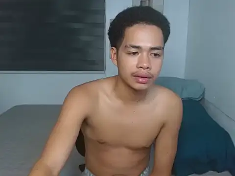 curlyasian njxx online show from September 18, 2025, 2:30 pm