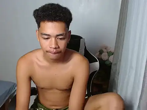 Snapshot of curlyasian_njxx chatting on May 9, 2026, 10:15 pm curlyasian njxx online show from May 9, 2026, 10:15 pm