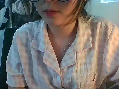 Linzly online show from September 20, 2025, 8:26 am