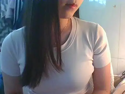 Snapshot of Linzly chatting on January 18, 2026, 2:48 am Linzly online show from January 18, 2026, 2:48 am