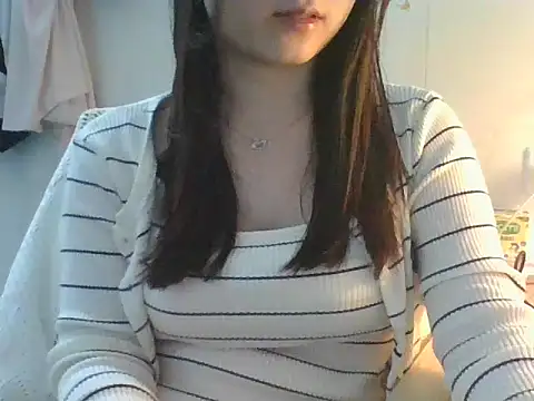 Snapshot of Linzly chatting on February 24, 2026, 1:58 am Linzly online show from February 24, 2026, 1:58 am