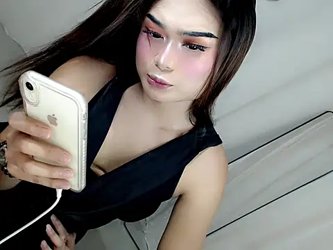 itsmekianna online show from October 11, 2025, 3:43 pm