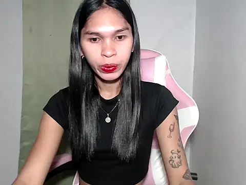 sexloverxxz online show from November 19, 2025, 8:58 am