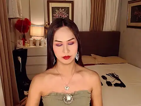Snapshot of Nathalieheartt chatting on March 5, 2026, 10:28 pm Nathalieheartt online show from March 5, 2026, 10:28 pm