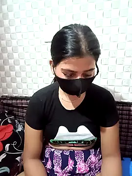 Hot Jaanvi  online show from October 13, 2025, 6:19 pm