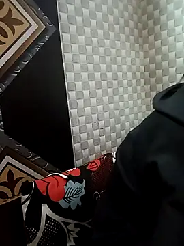 Hot Jaanvi  online show from November 26, 2025, 4:46 am