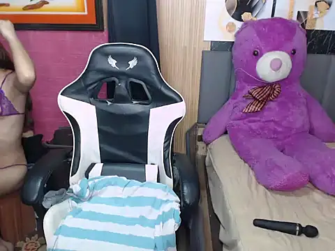 Raffa ella69 online show from March 31, 2026, 1:11 pm