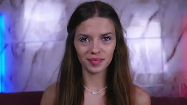 sukie spooky online show from October 12, 2025, 4:44 am