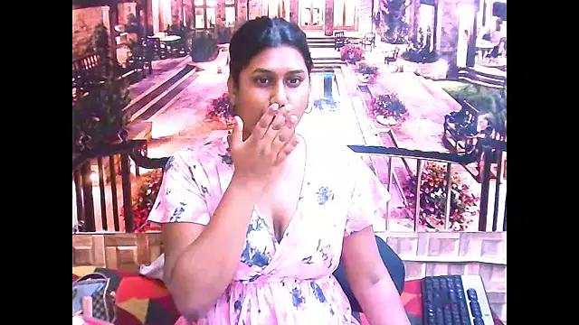 IndianChocolatepie4u online show from October 7, 2025, 5:37 am