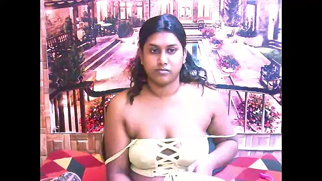 IndianChocolatepie4u online show from October 9, 2025, 5:38 am