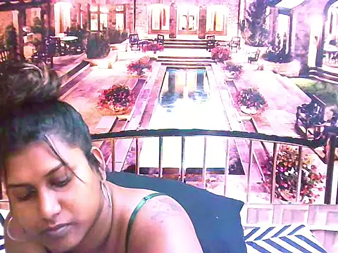 IndianChocolatepie4u online show from October 22, 2025, 6:40 pm