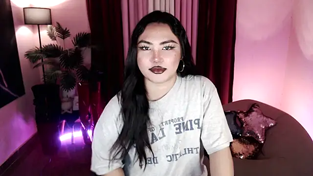 Unique Maya online show from February 3, 2026, 4:10 am