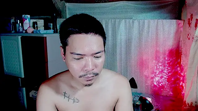 Snapshot of MANIACasianX chatting on October 11, 2025, 12:47 pm MANIACasianX online show from October 11, 2025, 12:47 pm