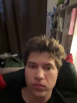 leeto5 online show from February 7, 2026, 1:37 pm