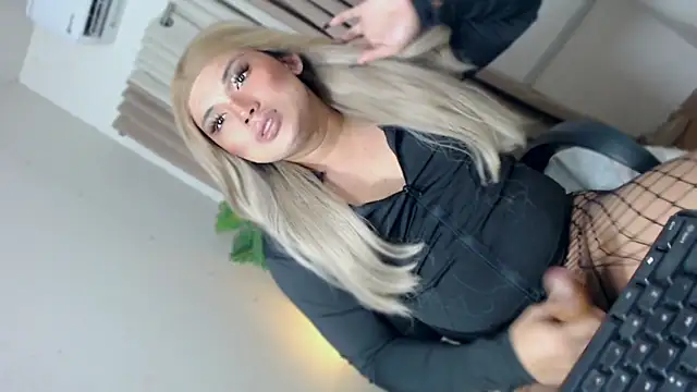 Samantha Millerxxx online show from March 12, 2026, 6:36 pm