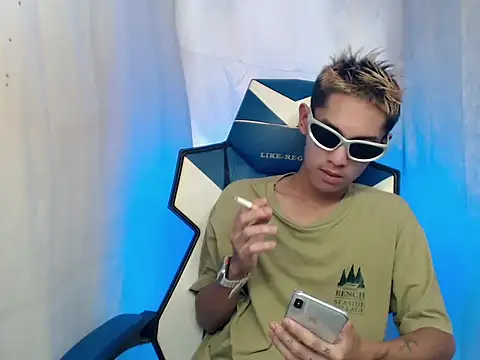 riks tyler online show from December 20, 2025, 1:56 am