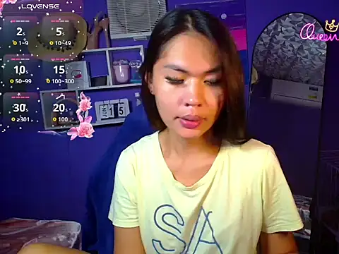 Snapshot of urgirljane chatting on June 15, 2026, 2:52 pm urgirljane online show from June 15, 2026, 2:52 pm