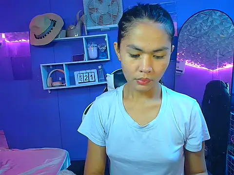 Snapshot of urgirljane chatting on June 21, 2026, 2:47 am urgirljane online show from June 21, 2026, 2:47 am