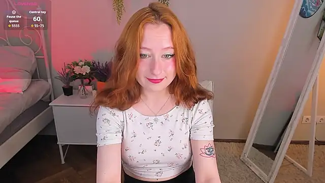 Snapshot of Violet_Griffen chatting on June 2, 2026, 3:36 pm Violet Griffen online show from June 2, 2026, 3:36 pm