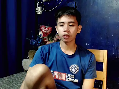 Snapshot of urasianbigcock chatting on November 4, 2025, 1:32 pm urasianbigcock online show from November 4, 2025, 1:32 pm