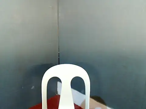 Snapshot of tiaraunniesparks chatting on June 21, 2026, 12:46 am tiaraunniesparks online show from June 21, 2026, 12:46 am