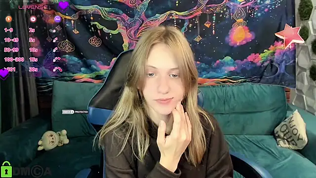 Olisa fox online show from November 2, 2025, 8:11 pm