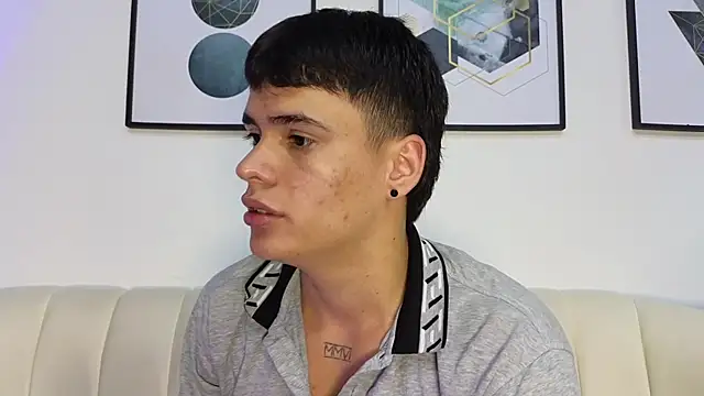 BenitoSaenz online show from April 10, 2026, 12:32 pm