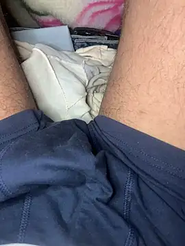 Aq2006 online show from February 16, 2026, 2:35 pm