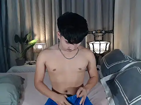 cute richard24 online show from November 25, 2025, 6:57 am