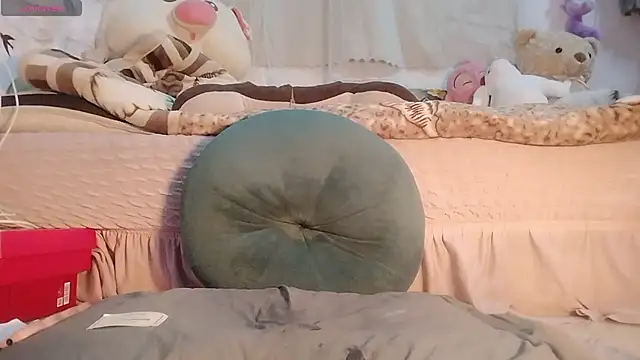 Mailisa Ana online show from December 14, 2025, 10:03 pm