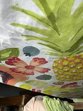 niiikiii0 online show from April 16, 2026, 10:01 pm